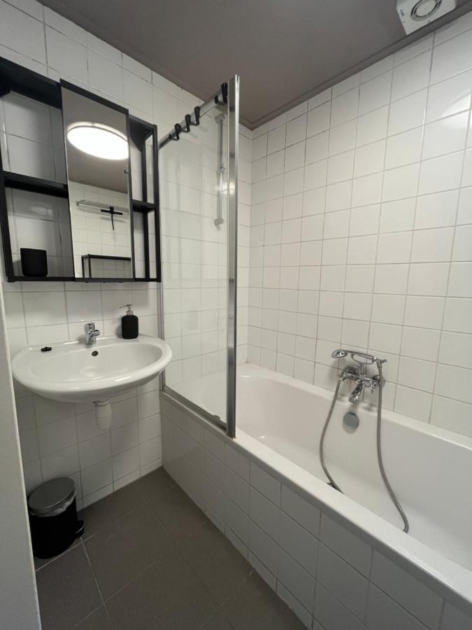 Landzicht Vakantiehuis Aan De Fluessen Elahuizen Exterior foto